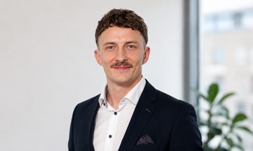 Porträt von Dr.-Ing. Marvin Friedemann, Gründer von MedKompass Management